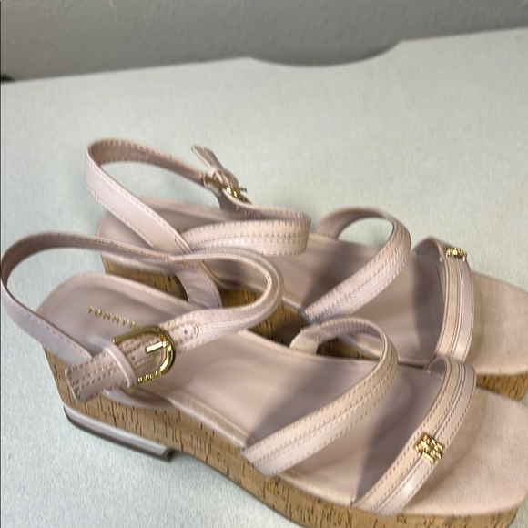 Tommy Hilfiger pink Sandals with Ankle Strap - Picture 3 of 6